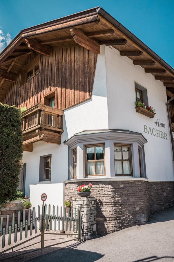 Haus Bacher Fulpmes Exterior foto